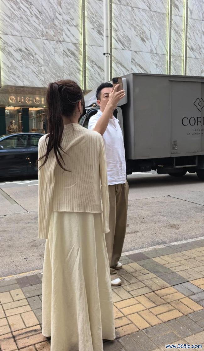 汪小菲夫妻香港被偶遇 甘好意思出游羡煞旁东谈主